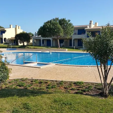 Clube Da Bemposta Daire *